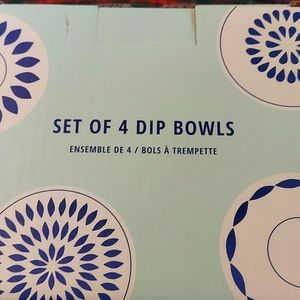Set of 4 dip bowls